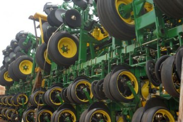 La maquinaria agrícola busca mejorar su eficiencia y precisión