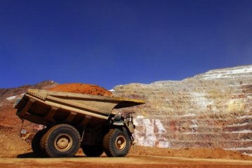 Minería en Chile crece menos que en Perú y alcanza tasa de 0.9% en octubre
