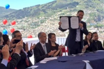 Municipio de Quito firma el contrato para la construcción de la fase II del Metro