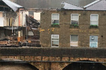 Histórica construcción de 200 años colapsa en Inglaterra
