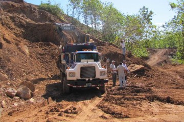 HONDURAS: Cuatro mil empleos en riesgo en la minería