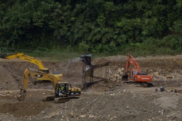 Ultiman detalles de nueva política de minería en Colombia