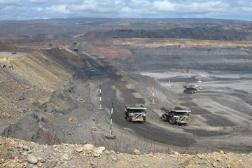 COLOMBIA: Anglo sale de Cerrejón y declara el carbón un activo “no principal”