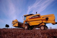 ARGENTINA: Se facturaron $4.249 millones por ventas de maquinaria agrícola en el último trimestre del 2015