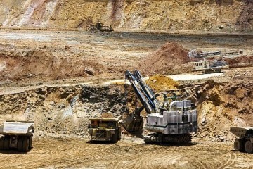 Mineras de oro de China salen a comprar minas en todo el mundo