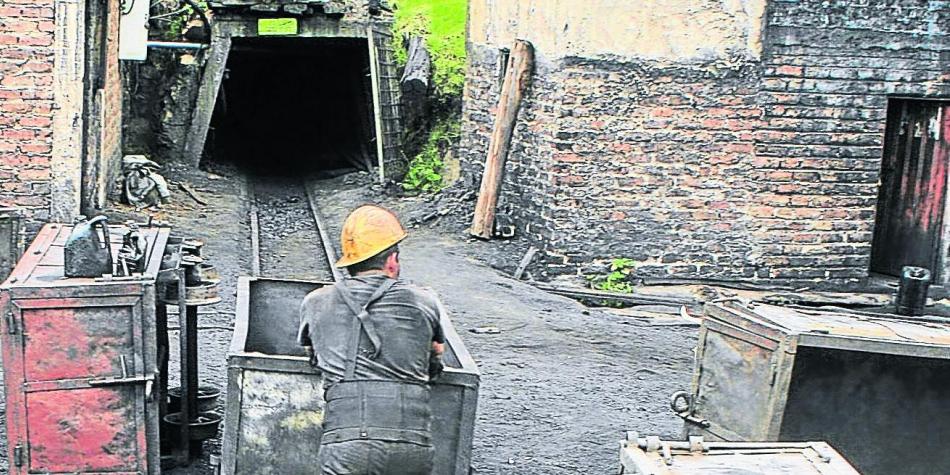 56bb5513a90c8.r_1462420333609.0-105-1311-760