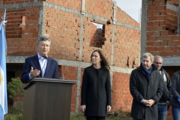 ARGENTINA: Nación reactivará construcción de viviendas sociales en Brown