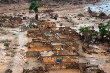Brasil: peor desastre minero genera nueva fiebre del oro