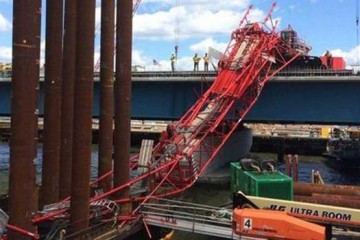 EEUU: Grúa en construcción se desploma sobre un puente en Nueva York