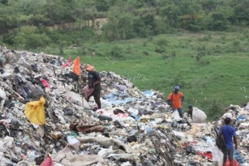 REP. DOMINICANA: Exministro Paredes califica de “absurdo” construcción de relleno sanitario en Haina