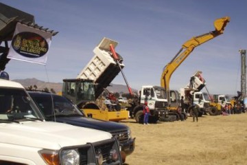 BOLIVIA: 85% de maquinaria china comprada por el Ejército está en mal estado