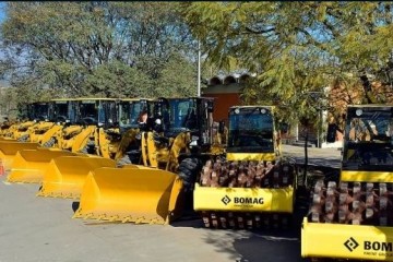 ARGENTINA:  Presentan 90 nuevas máquinas viales para Jujuy