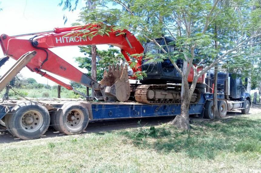 otra_foto_de_la_retroexcavadora