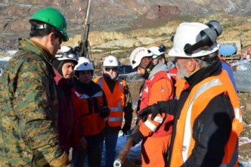 Buzos tácticos del Ejército y Armada inspeccionan rampa de Delia II