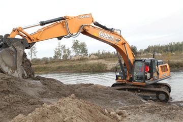 Four New CASE Products Awarded in Construction Equipment Magazine’s Top 100 New Products for 2015