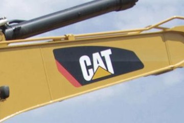 Cat Revises 2016 Sales and Revenues Outlook
