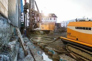 Liebherr piling and drilling rig LRB 355 on Suisse construction site