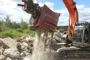 VIPER METAL SLOW-MOVING ROTARY DRUM CRUSHERS FOR EXCAVATORS
